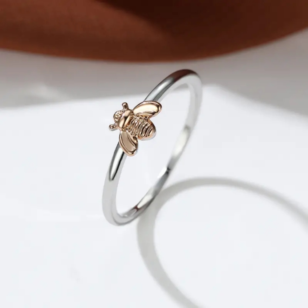 Dainty 18K Gold Plated Bee Ring